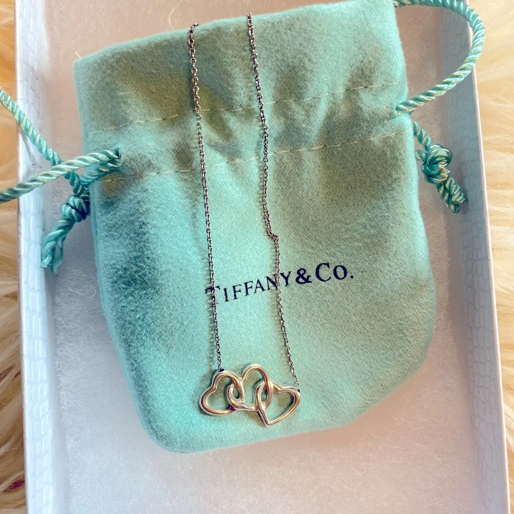 ❌SOLD❌ Tiffany and Co. triple heart necklace ♥️ - Picture 1 of 3